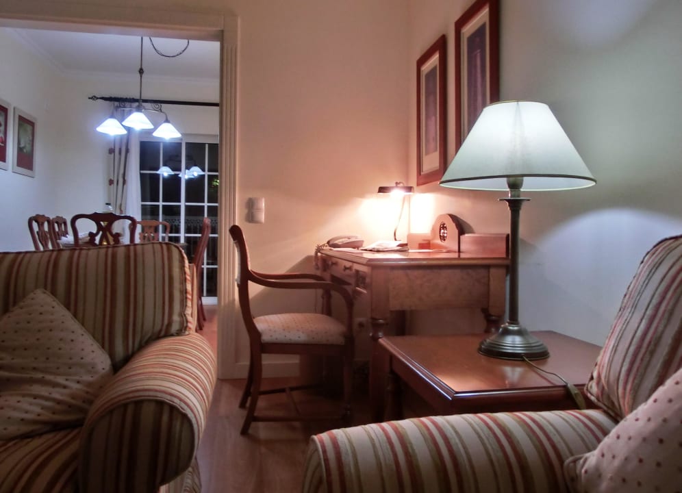 Wohnzimmer mit Schreibtisch Vila Alba Resort