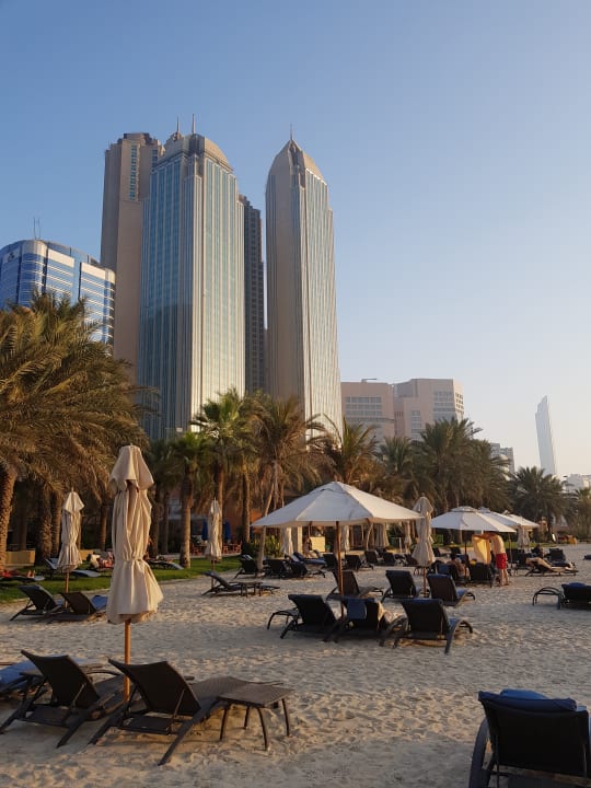 Strand Sheraton Hotel & Resort Abu Dhabi