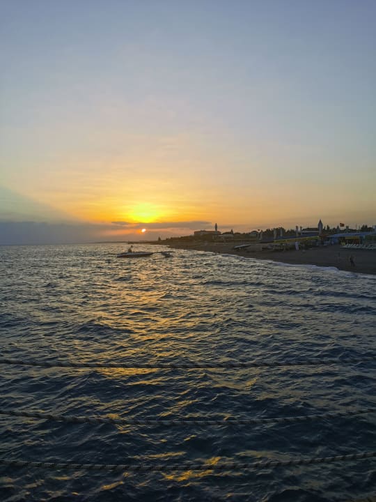 Strand Seaden Sea World Resort & Spa