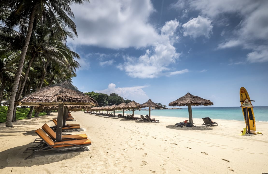 Strand Club Med Bintan Island