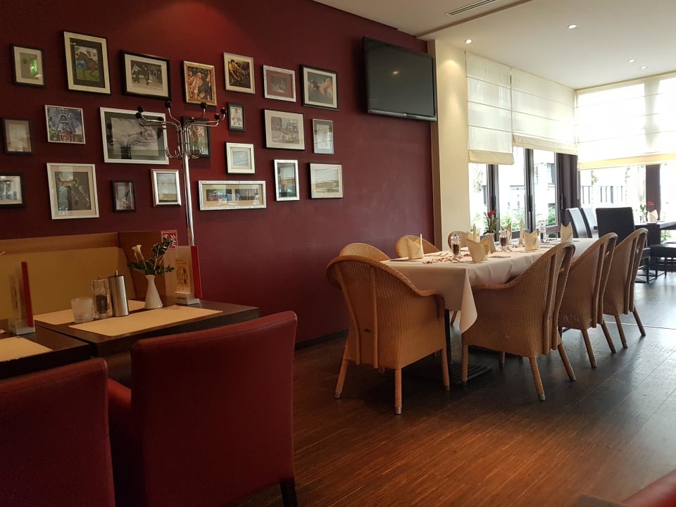 Barbereich H+ Hotel Bochum