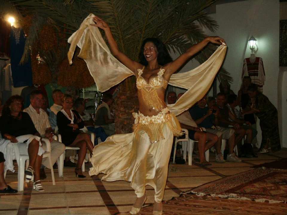 Hotel Jasmina Playa - Modenschau Hotel Jasmina Playa