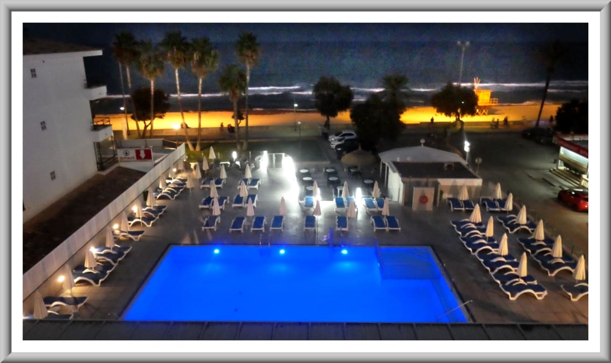 Ausblick R2 Veronica Beach Hotel