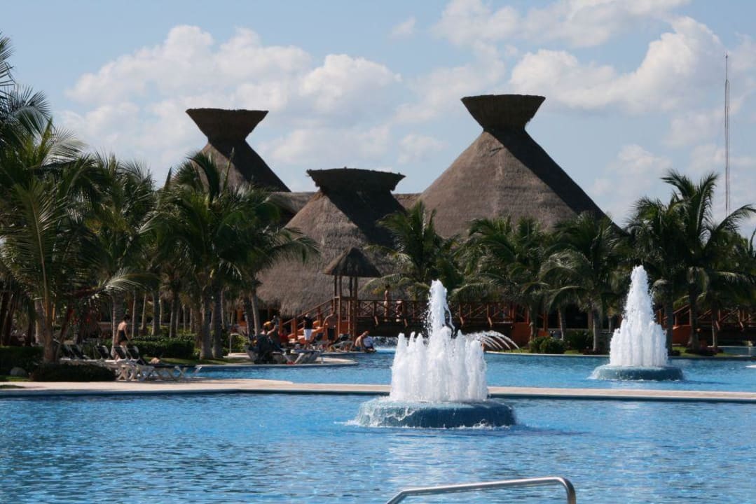 Poolanlage Barceló Maya Tropical