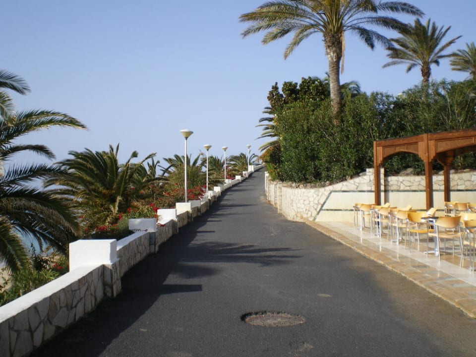 Weg zur Treppe SBH Club Paraiso Playa