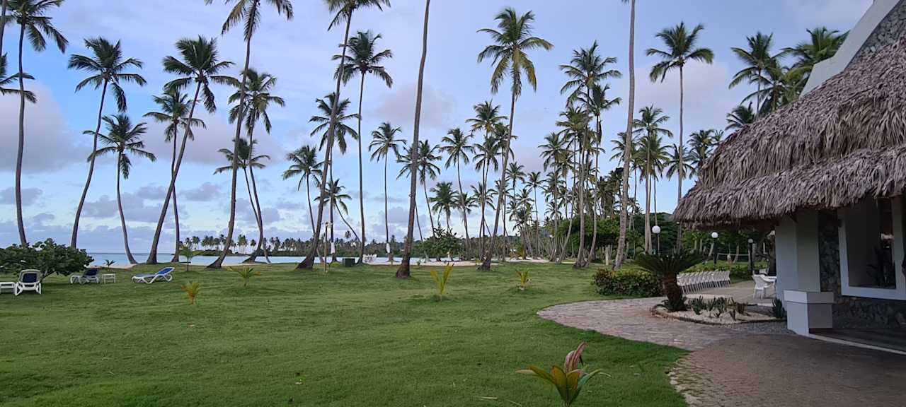Gartenanlage Wyndham Alltra Samana