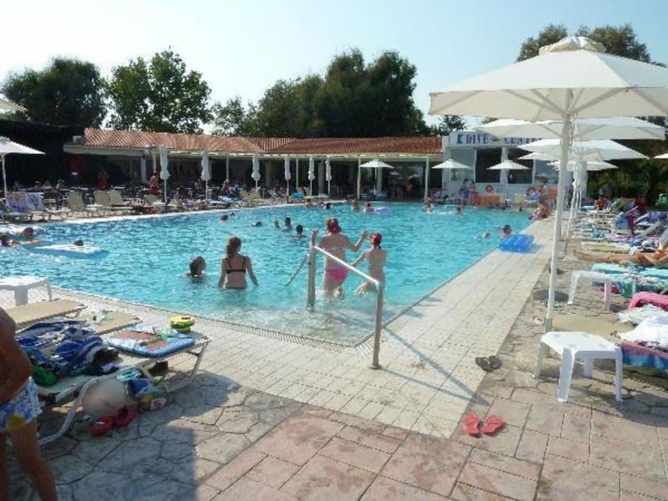 Einziger Minipool  Domes Aulūs Zante, Autograph Collection