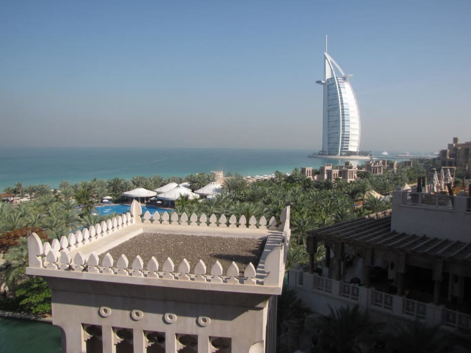 Ausblick vom Ocean Deluxe Zimmer, 6. Stock Jumeirah Al Qasr