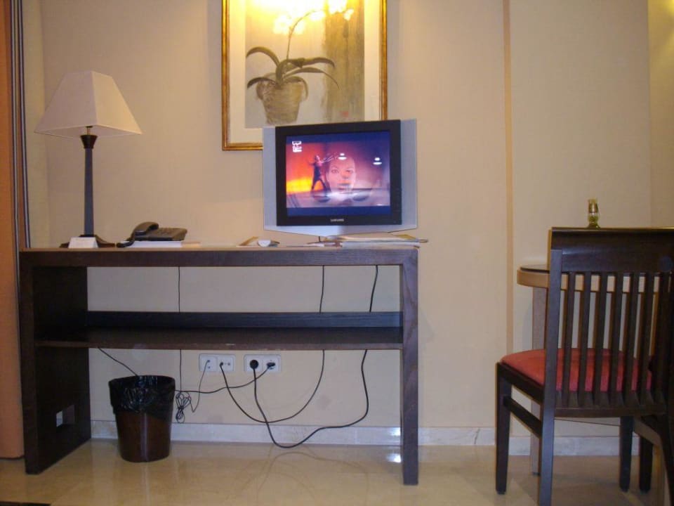 TV Sideboard Grupotel Playa de Palma Suites & Spa