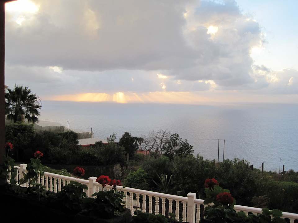 Blick von der Terrasse Apartments La Rivera II