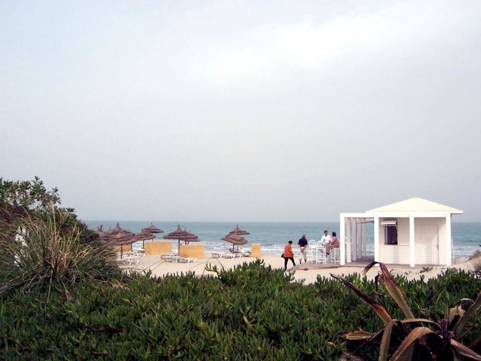 Strandabschnitt Radisson Blu Palace Resort & Thalasso Djerba