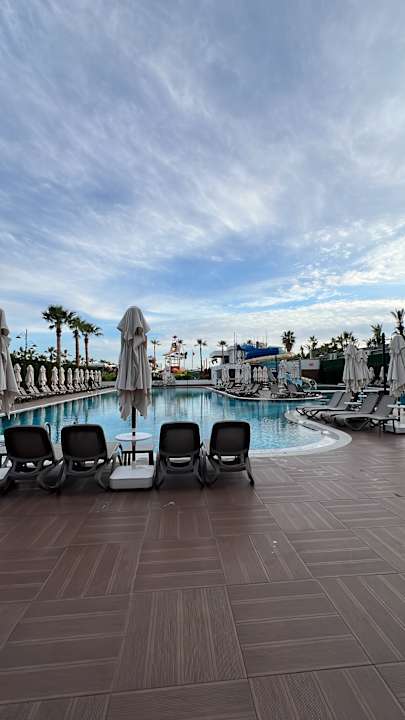 Pool Serenity Queen Hotel