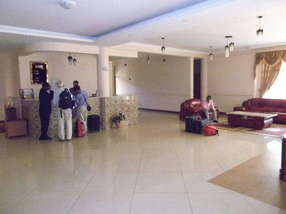 Rezeption Hotel Taye Belay
