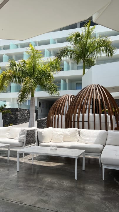 Außenansicht Royal Hideaway Corales Suites