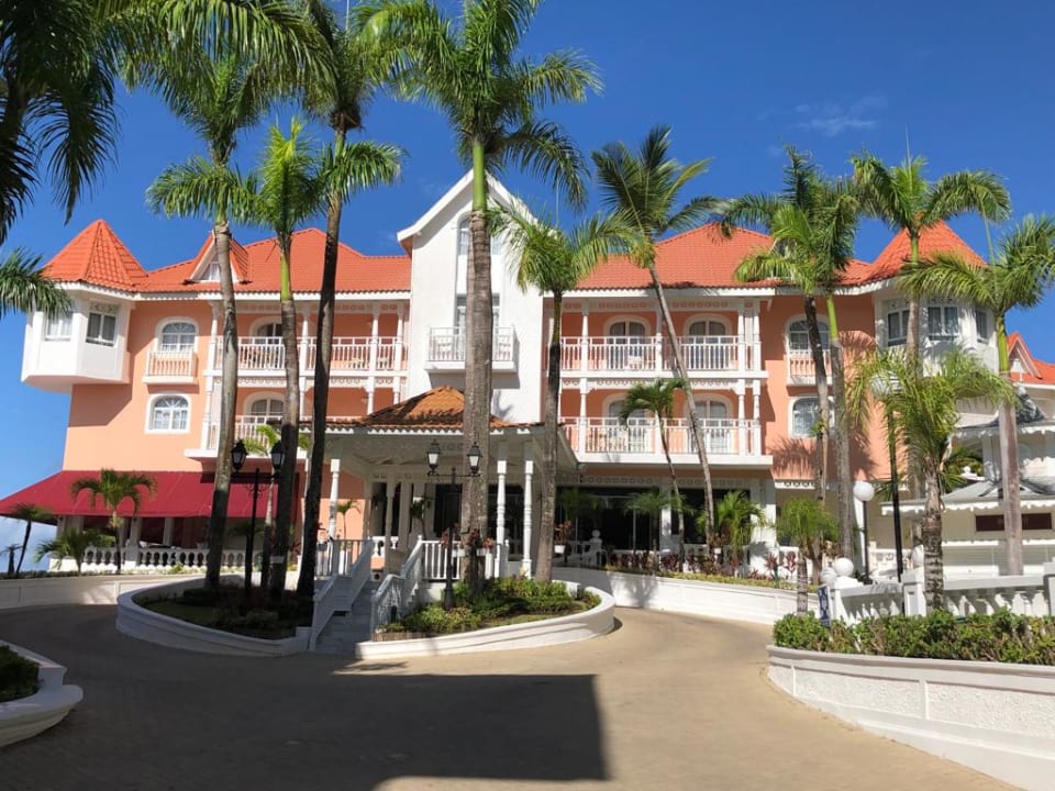 Außenansicht Bahia Principe Grand Samana - Adults Only