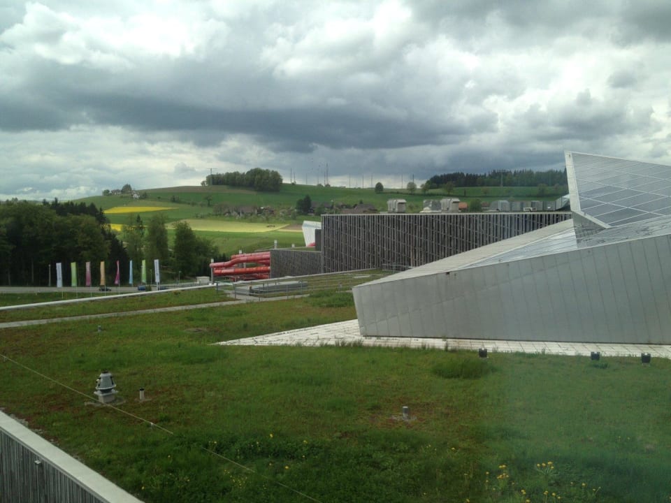 Auf Bernaqua Holiday Inn Bern - Westside