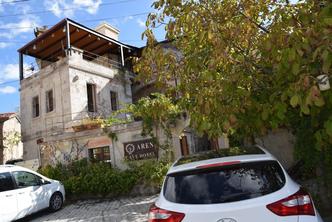 Außenansicht Aren Cave Hotel