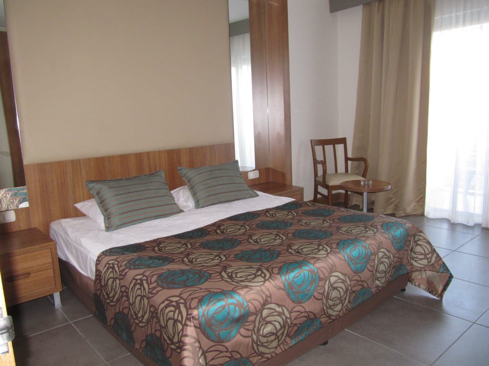 Familienzimmer im Haus 2, 2.Stock mit Balkon AQI Pegasos World