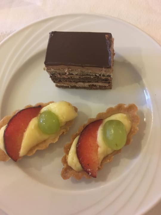 Gastro Monarque Dar Jerba Zahra