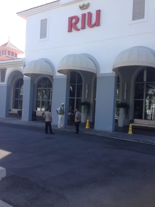 Hoteleingang Hotel Riu Palace Mexico