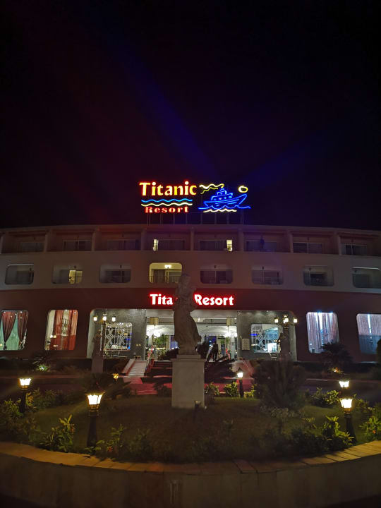 Außenansicht Titanic Resort & Aqua Park