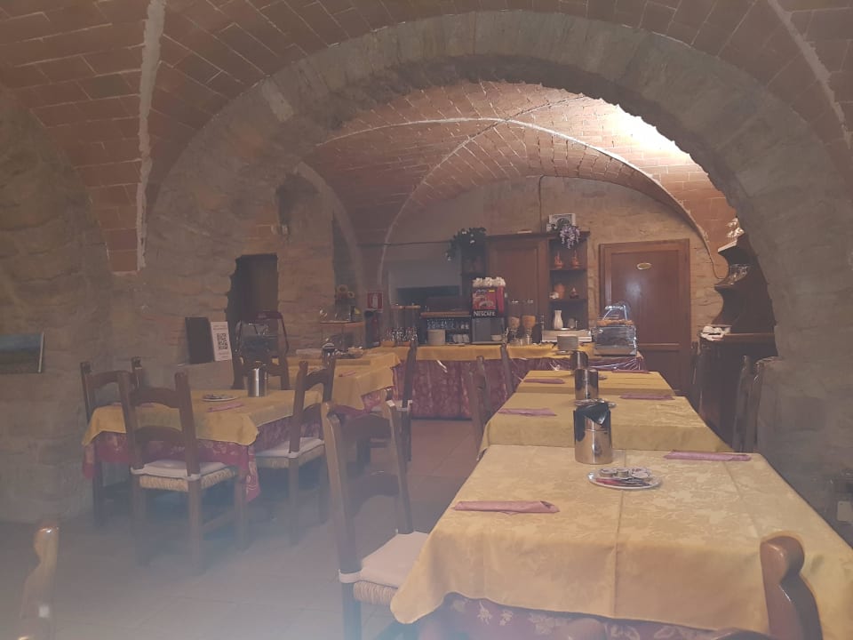Frühstück morgens um 6 Villa Rioddi