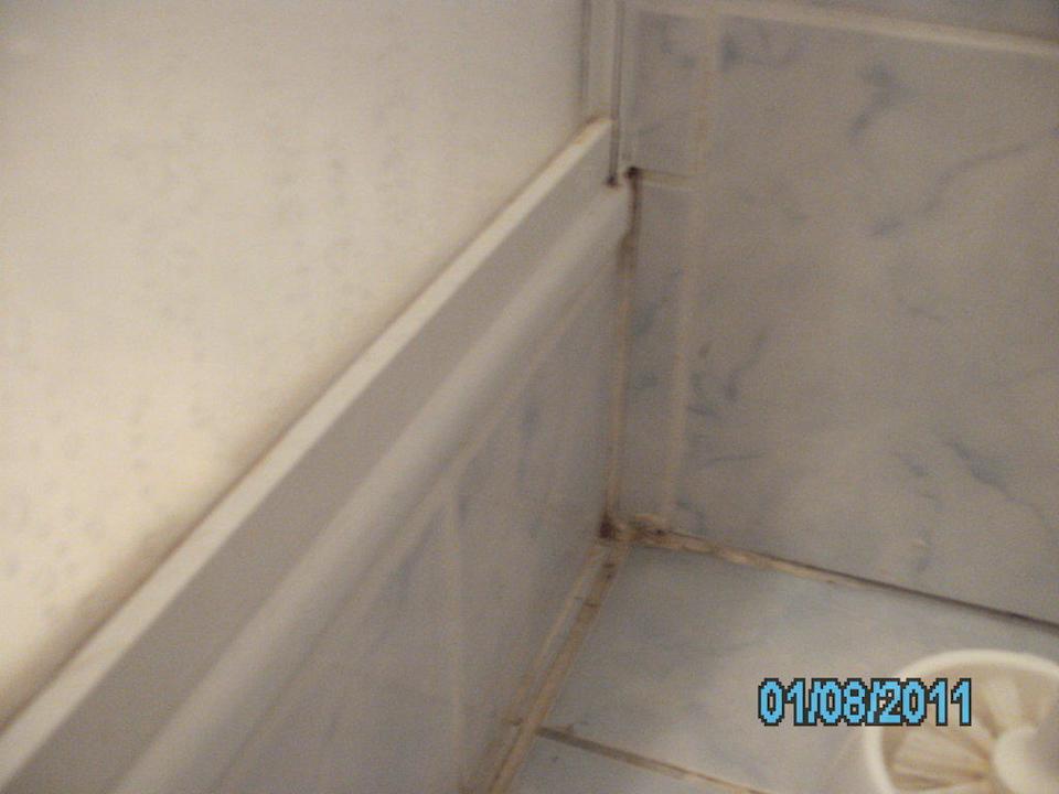 Schimmel im bad Hotel Kiss Family