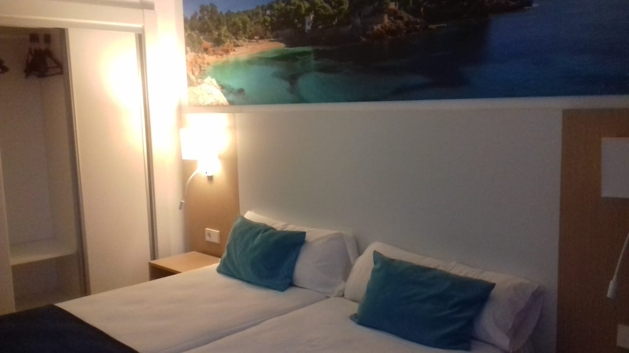 Zimmer whala!beach
