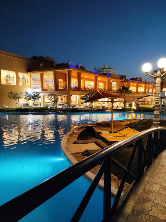 Pool Hotel Titanic Palace