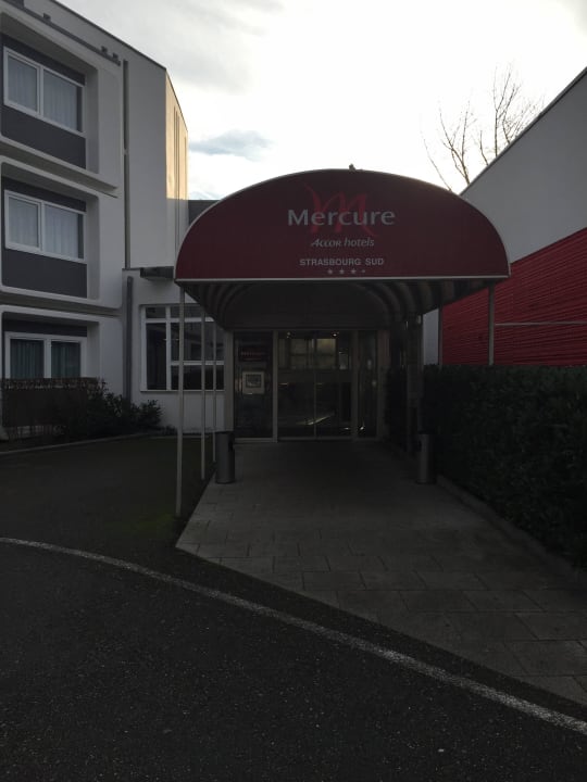 Eingang Hotel Mercure Strasbourg Sud