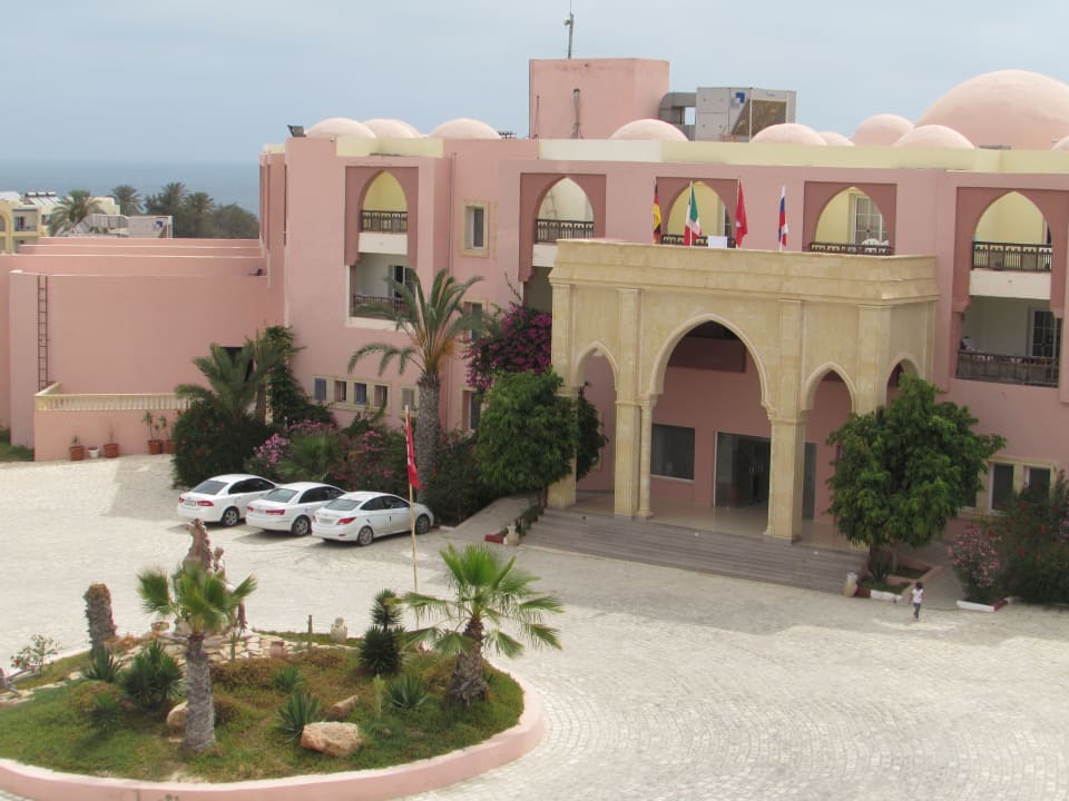 Außenansicht Lella Meriam Hotel & Club