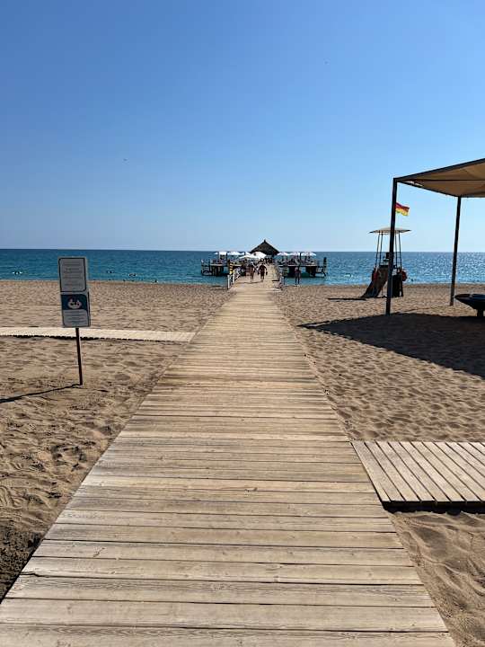 Strand Blue Waters Club