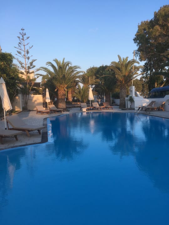 Pool Hotel Strogili