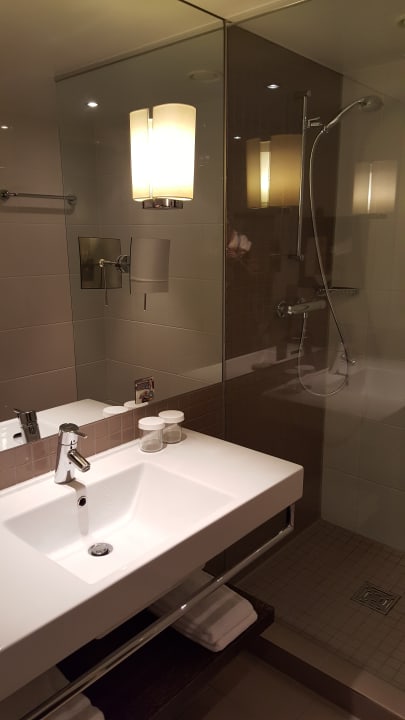 Zimmer Mövenpick Hotel Amsterdam City Centre