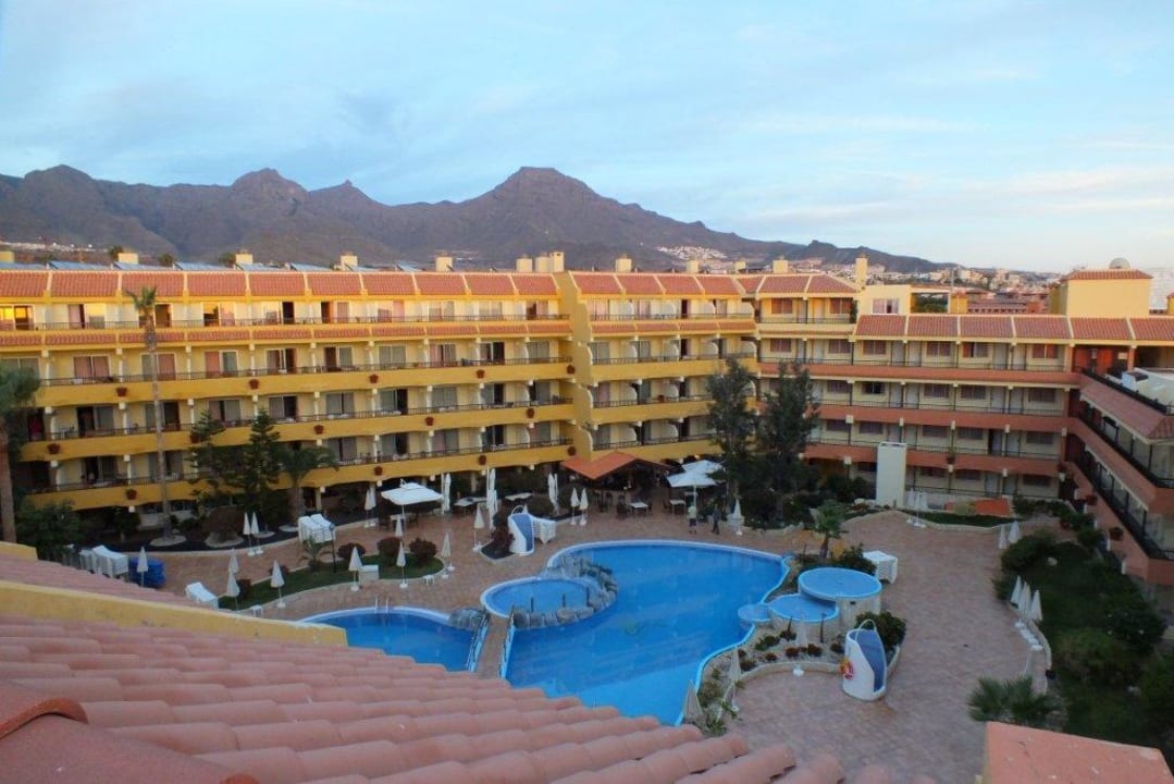 Blick zur Bergkette am Abend HOVIMA Jardin Caleta