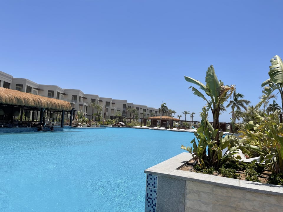 Pool Steigenberger Resort Ras Soma