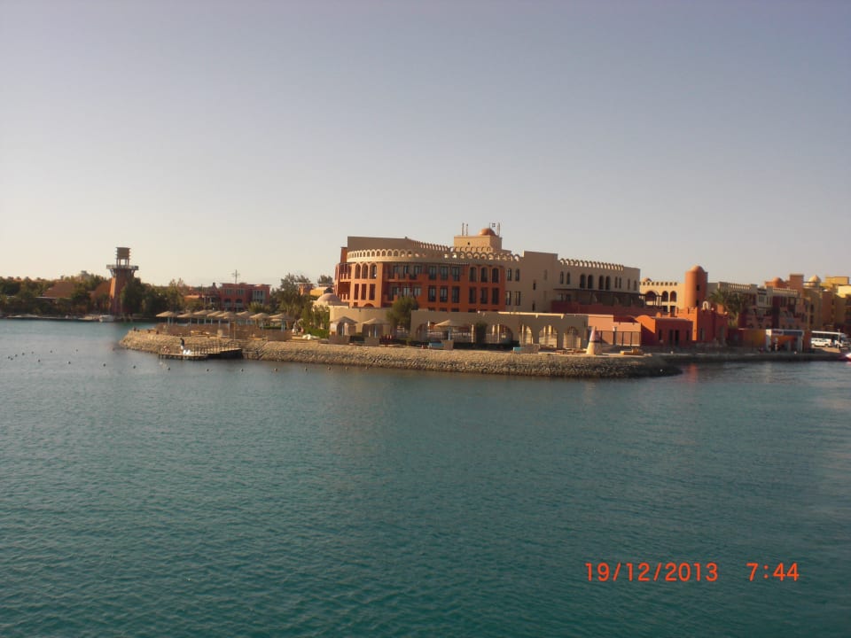 Blick auf das Hotel vom Meer aus Hotel Three Corners Ocean View prestige - Adults only