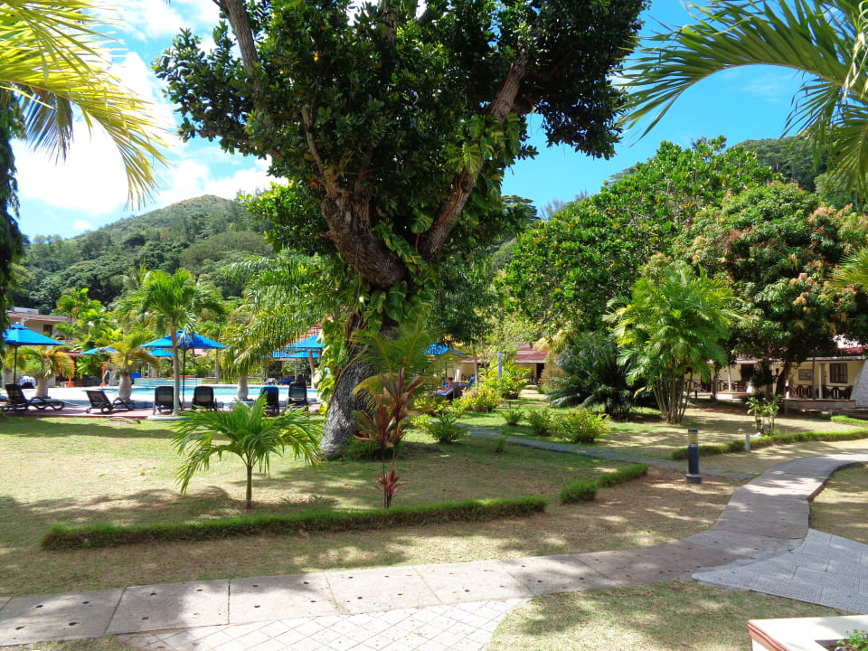 Pool Berjaya Praslin Resort