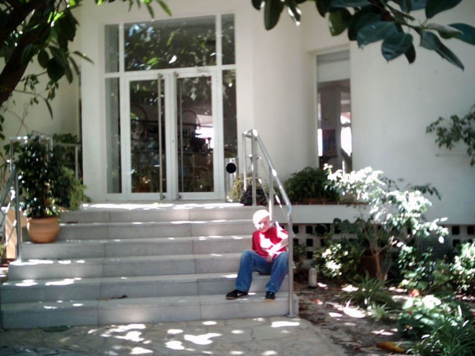 Hotel von draussen Aparthotel Houm Plaza Son Rigo