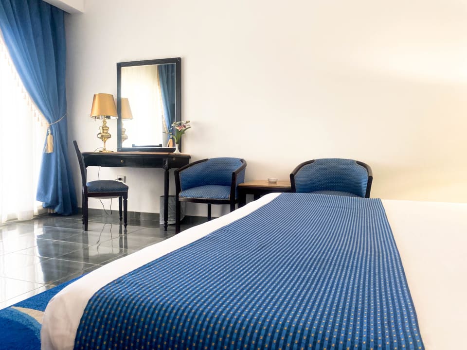 Zimmer White Valley Palace