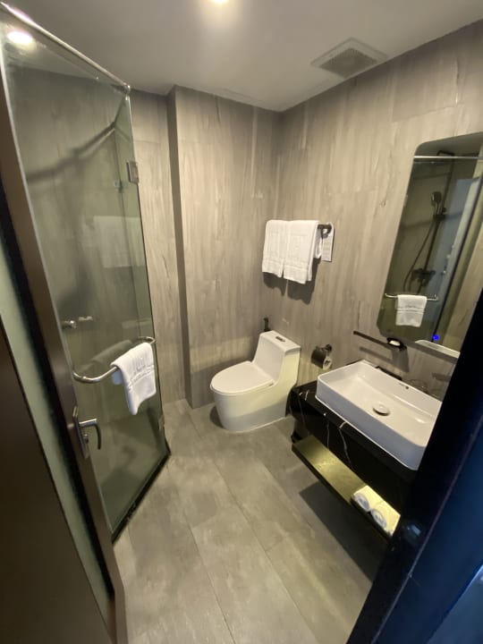 Zimmer Mercy Emerald Hotel