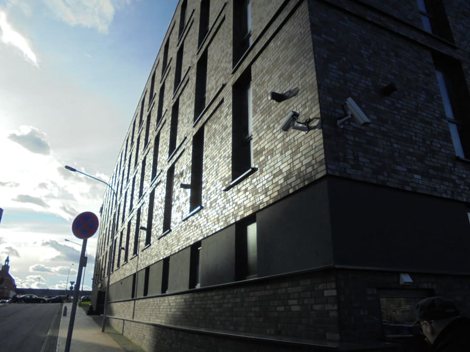 Außenansicht B&B Hotel Lübeck