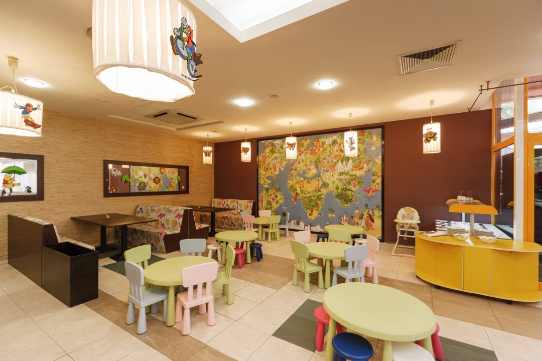 Kinderbuffet Hotel Atlas