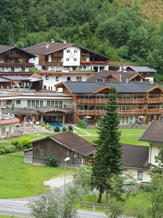 Außenansicht Vitalhotel Edelweiss