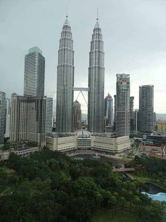 Ausblick aus 24. Etage mit Tower view Hotel Traders Kuala Lumpur