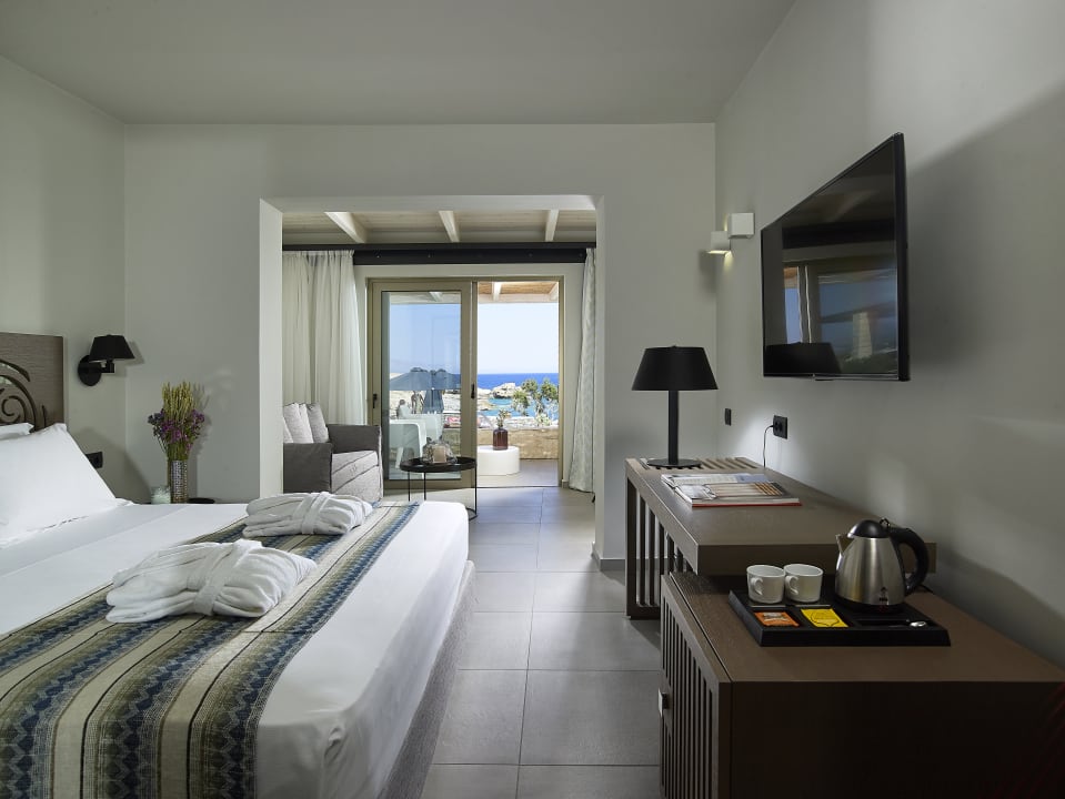 Zimmer Kakkos Beach Hotel