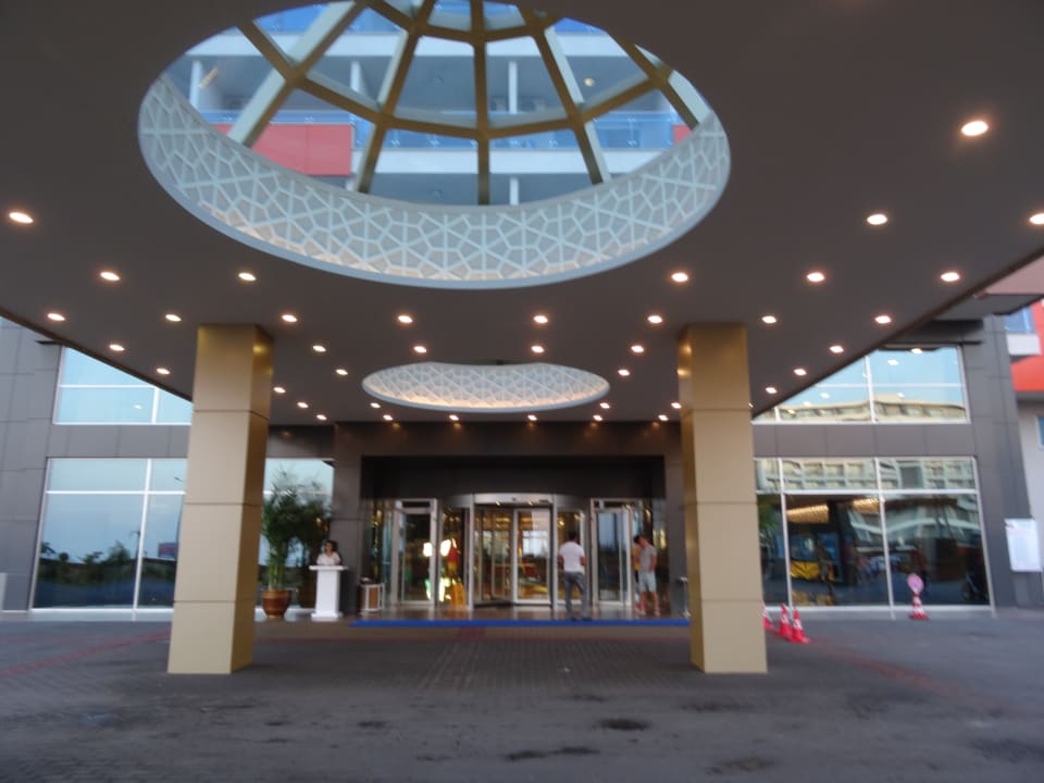 Außenansicht Lonicera Resort & Spa Hotel