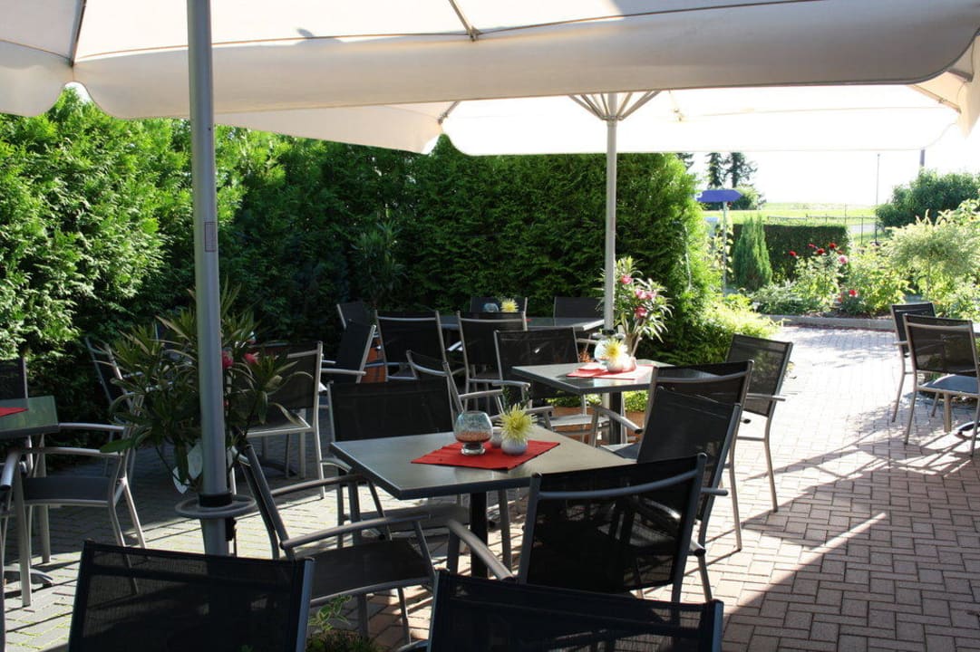 Terrasse bei Tag Landhotel Felchow