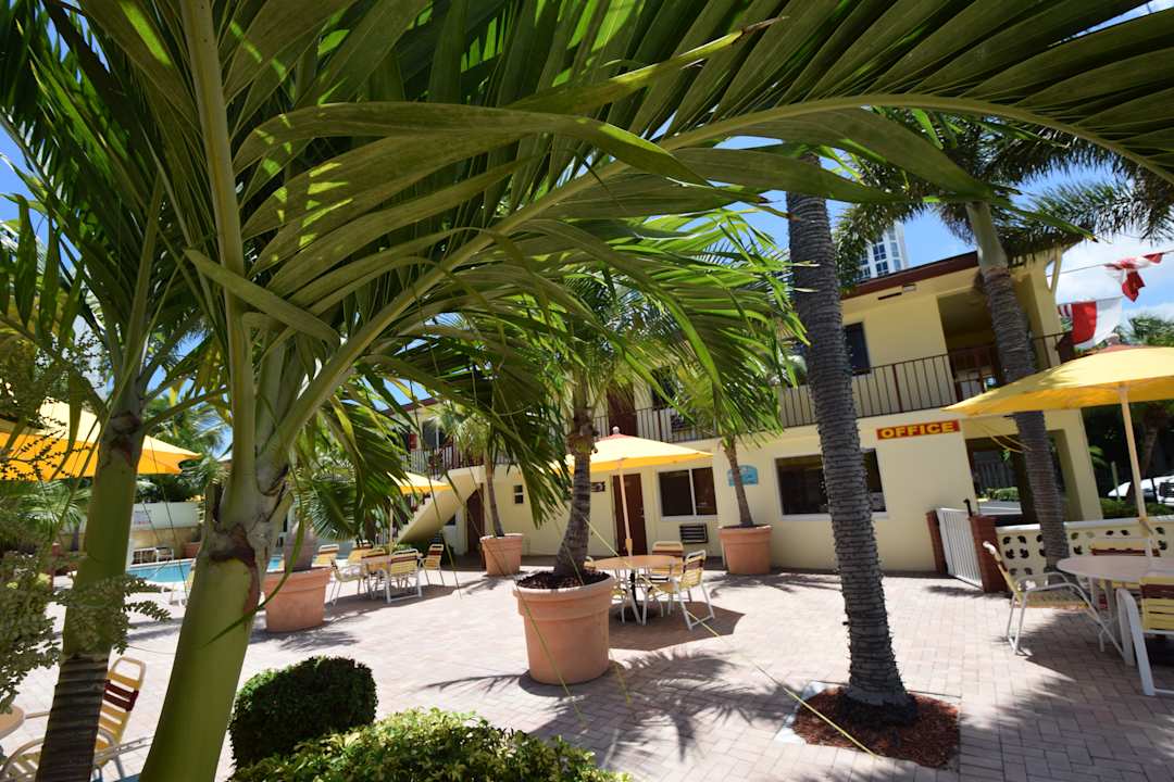 Gartenanlage Hotel Surf Side Resort