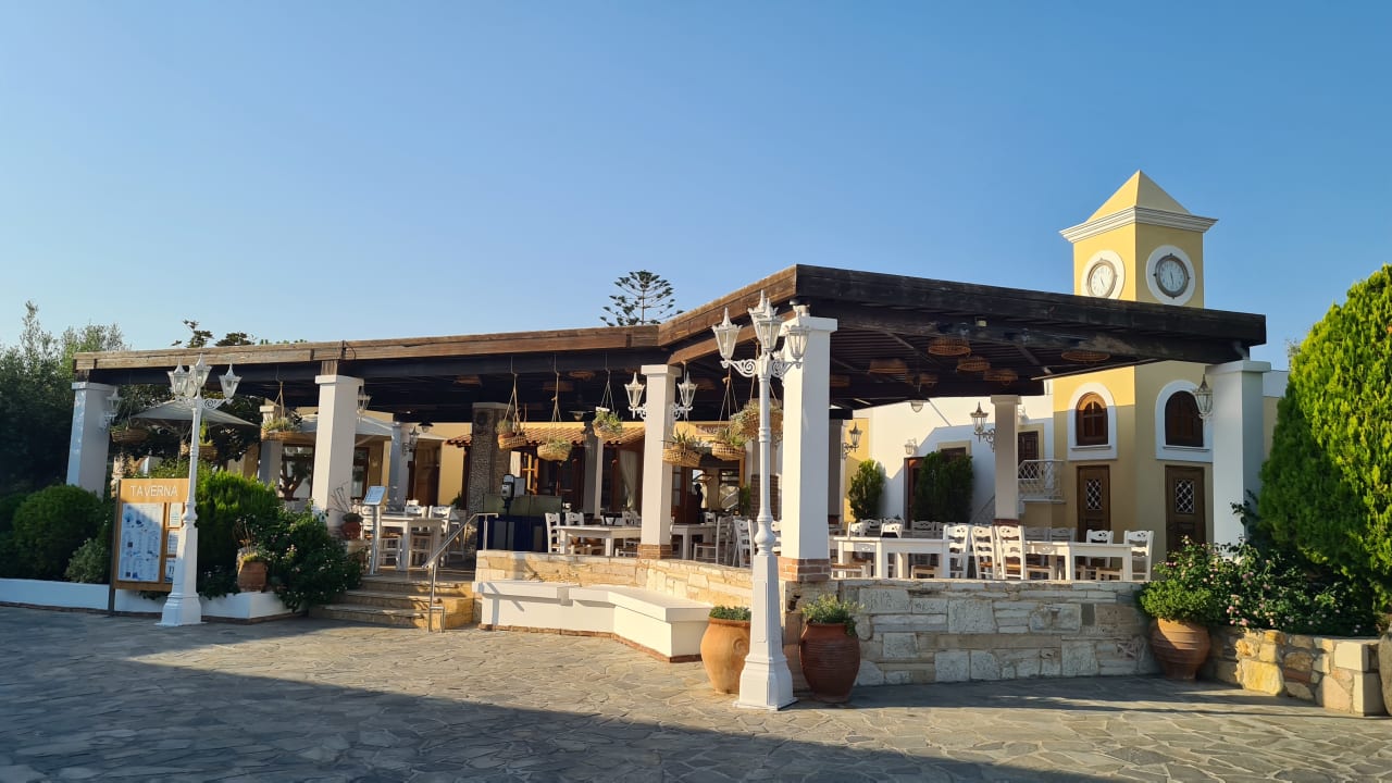 Gastro Neptune Luxury Resort
